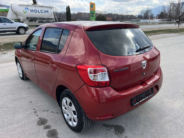 Dacia Sandero 1.2I 75кс. LPG EURO 5B NAVI КЛИМАТИК ВНОС ИТАЛИЯ - автомобили, коли, обяви за нови и употребявани 4