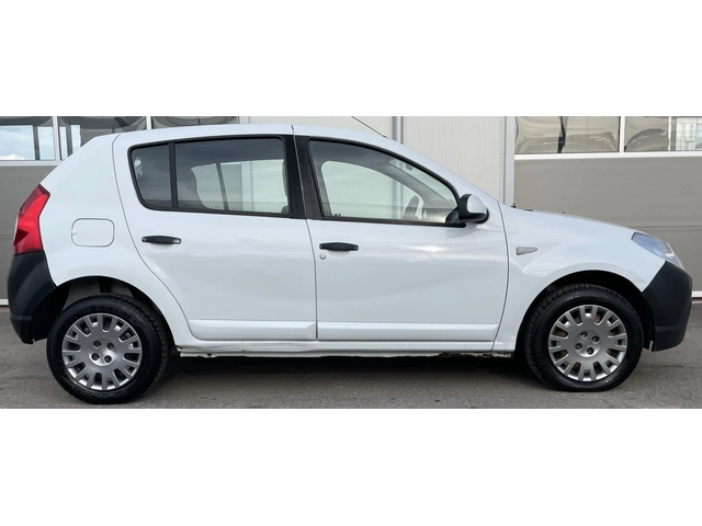 Dacia Sandero 1.4 - автомобили, коли, обяви за нови и употребявани 5