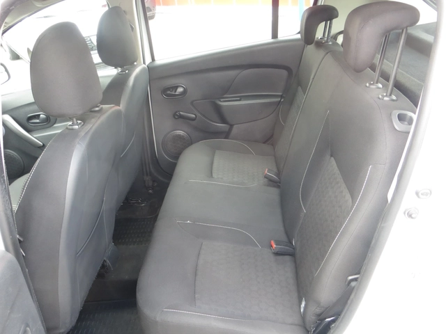 Dacia Sandero 1, 5 DCI N1 Euro VIb - автомобили, коли, обяви за нови и употребявани 11