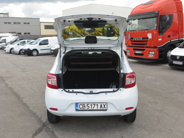 Dacia Sandero 1, 5 DCI N1 Euro VIb - автомобили, коли, обяви за нови и употребявани 15