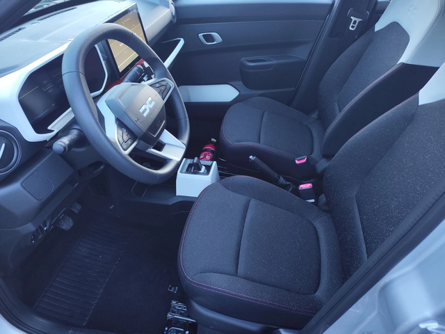 Dacia Spring Expression - автомобили, коли, обяви за нови и употребявани 10