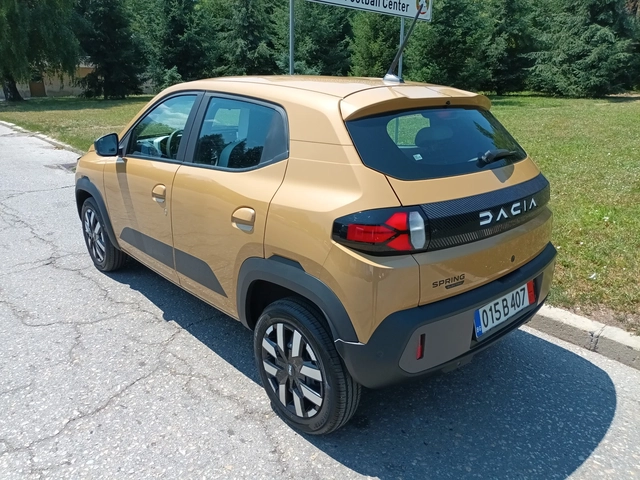 Dacia Spring EXPRESSION 65/Гаранция/2025 модел - автомобили, коли, обяви за нови и употребявани 4