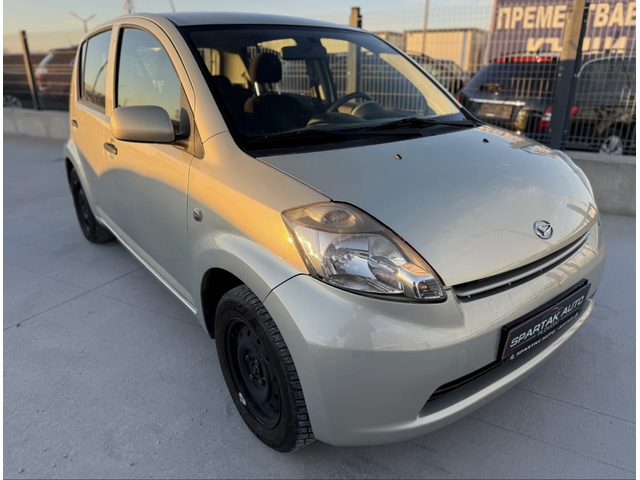 Daihatsu Sirion 1.0Бензин* 2008г* 70к.с* Ръчка* Топ Състояние* - автомобили, коли, обяви за нови и употребявани 2