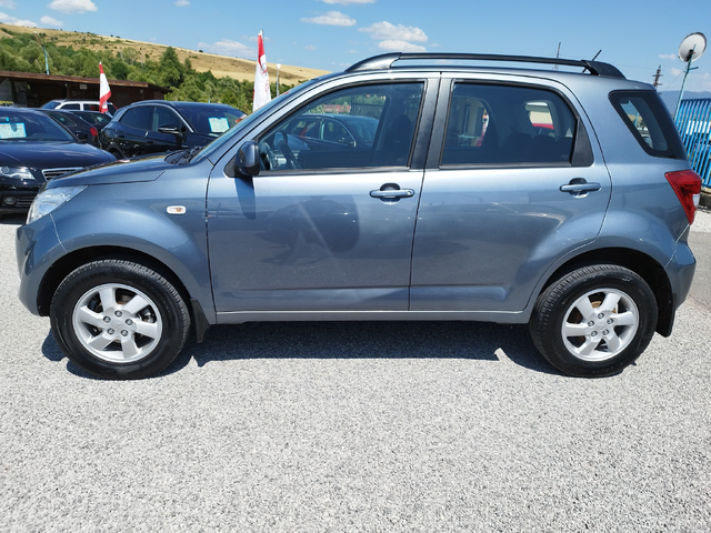 Daihatsu Terios 1.5-ГАЗ 4Х4 АВТОМАТ - автомобили, коли, обяви за нови и употребявани 2
