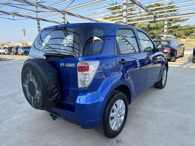 Daihatsu Terios 1, 5 ГАЗ - автомобили, коли, обяви за нови и употребявани 4