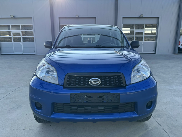 Daihatsu Terios 1, 5 ГАЗ - автомобили, коли, обяви за нови и употребявани 7