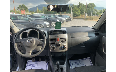 Daihatsu Terios Daihatsu Terios 1.5i/4x4/105k.c - автомобили, коли, обяви за нови и употребявани 11