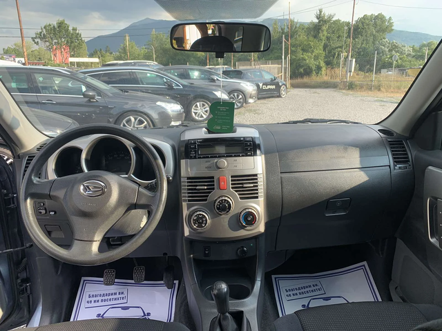 Daihatsu Terios Daihatsu Terios 1.5i/4x4/105k.c - автомобили, коли, обяви за нови и употребявани 11