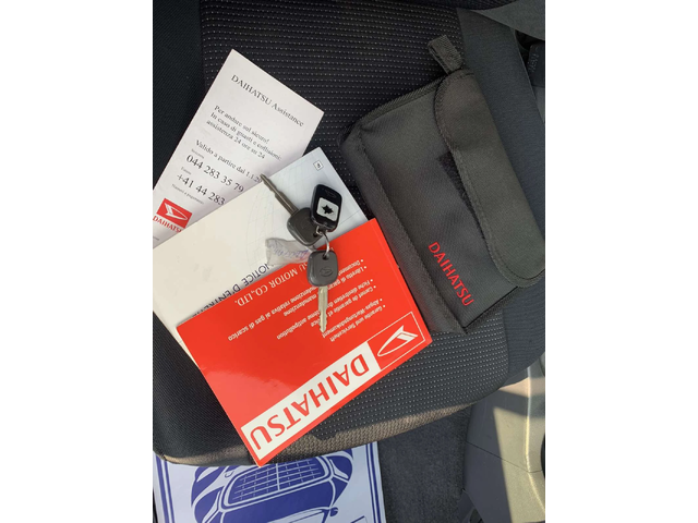 Daihatsu Terios Daihatsu Terios 1.5i/4x4/105k.c - автомобили, коли, обяви за нови и употребявани 15