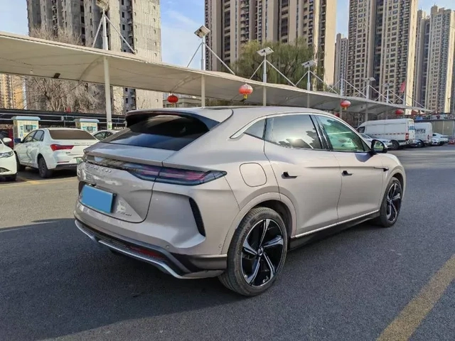   BEV 91.3 kWh AWD - автомобили, коли, обяви за нови и употребявани 5