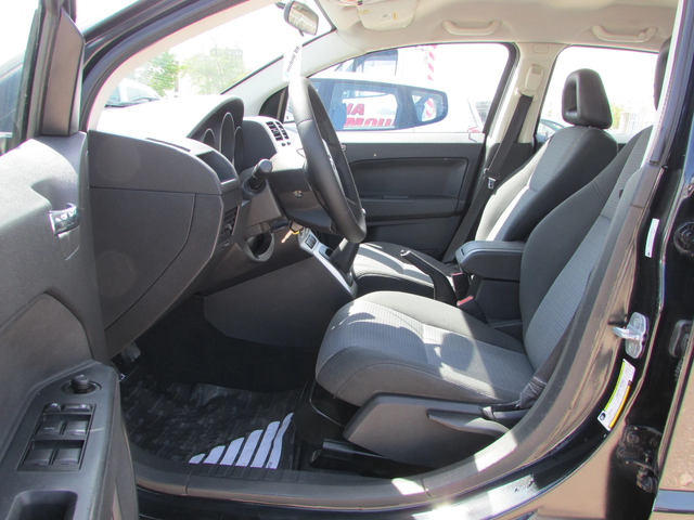 Dodge Caliber 2.0TDI EURO4 - автомобили, коли, обяви за нови и употребявани 7