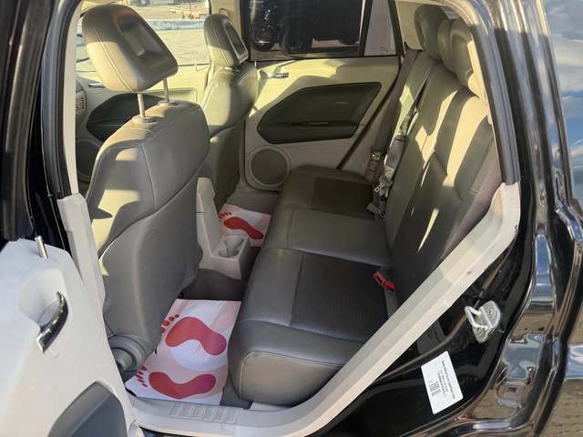 Dodge Caliber 1.8 i 150 ks - автомобили, коли, обяви за нови и употребявани 9