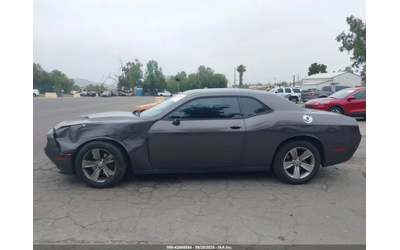 dodge-challenger - 2