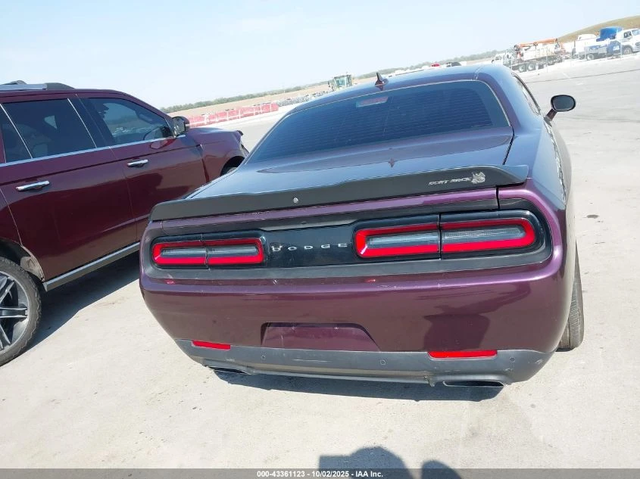 Dodge Challenger R/T / SCAT PACK / 6.4 - автомобили, коли, обяви за нови и употребявани 4