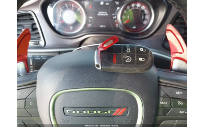 Dodge Challenger R/T / SCAT PACK / 6.4 - автомобили, коли, обяви за нови и употребявани 7