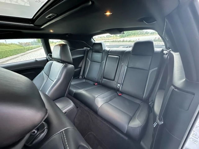 Dodge Challenger 3. 6 /  V6 / SXT - автомобили, коли, обяви за нови и употребявани 12