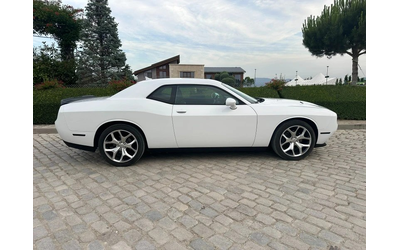 dodge-challenger-3-6-v6-sxt - 4
