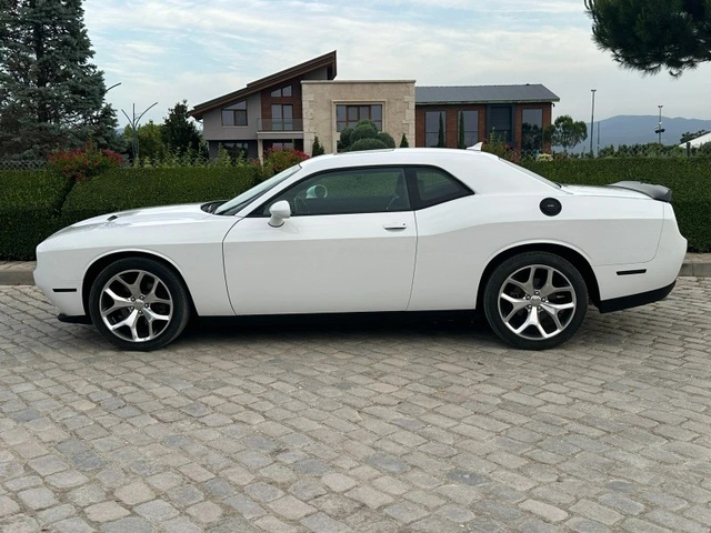 Dodge Challenger 3. 6 /  V6 / SXT - автомобили, коли, обяви за нови и употребявани 5