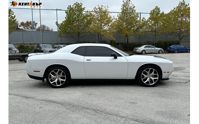 dodge-challenger-3-6i-305-k-s - 4