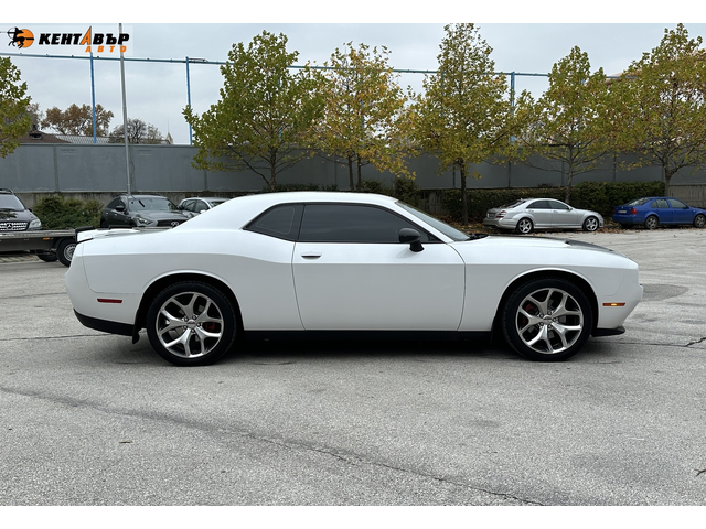 Dodge Challenger 3.6i 305 к.с. - автомобили, коли, обяви за нови и употребявани 4