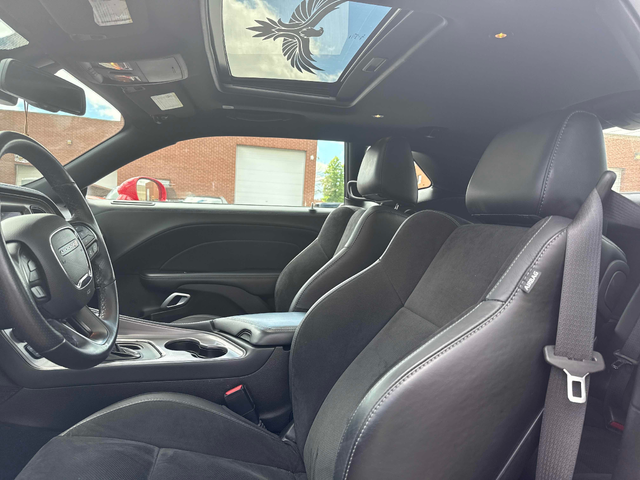 Dodge Challenger 3.6L 6cyl AWD - автомобили, коли, обяви за нови и употребявани 10