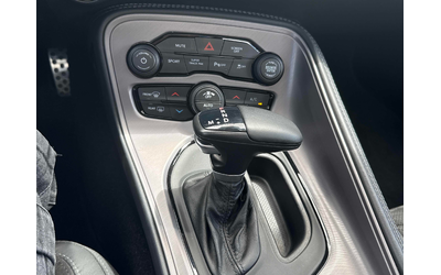 Dodge Challenger 3.6L 6cyl AWD - автомобили, коли, обяви за нови и употребявани 12