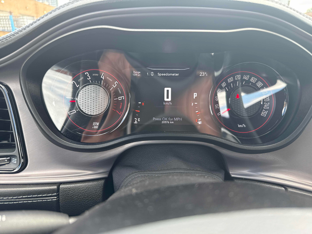 Dodge Challenger 3.6L 6cyl AWD - автомобили, коли, обяви за нови и употребявани 7