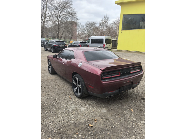 Dodge Challenger - автомобили, коли, обяви за нови и употребявани 9