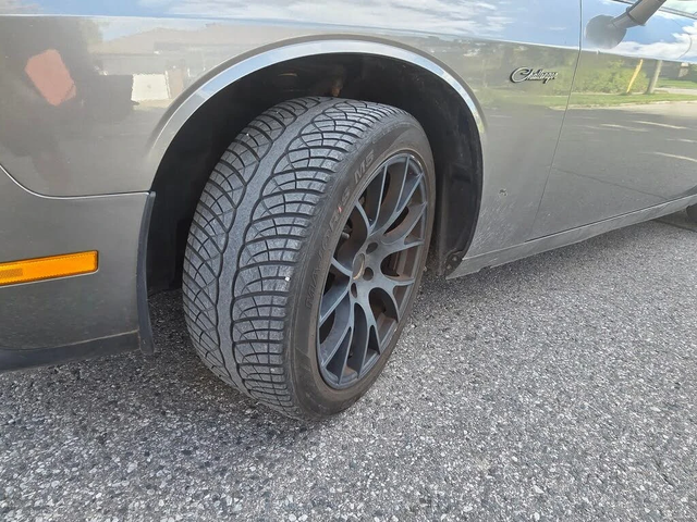 Dodge Challenger SXT Plus RWD - автомобили, коли, обяви за нови и употребявани 14