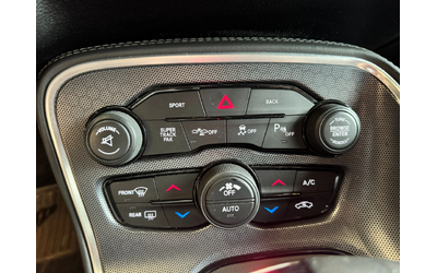 Dodge Challenger 6.4 HEMI * ScatPack SRT392* Лизинг - автомобили, коли, обяви за нови и употребявани 11