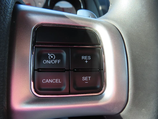 Dodge Challenger R/T* Classic* RWD* АвтоКредит* (ЦЕНА ДО БГ) - автомобили, коли, обяви за нови и употребявани 13