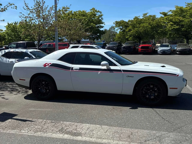Dodge Challenger 2DR CPE R/T /CARFAX/Алкантара/Шибедах - автомобили, коли, обяви за нови и употребявани 2