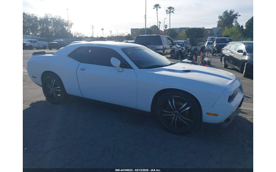 Dodge Challenger 5.7L V-8 VVT, 372HP Rear Wheel Drive - автомобили, коли, обяви за нови и употребявани 13