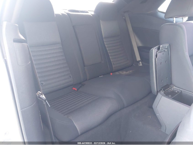 Dodge Challenger 5.7L V-8 VVT, 372HP Rear Wheel Drive - автомобили, коли, обяви за нови и употребявани 7