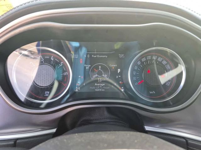 Dodge Challenger SXT/CARFAX/Дистроник/Подгрев/Кожа - автомобили, коли, обяви за нови и употребявани 8