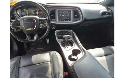 Dodge Challenger SXT/CARFAX/Дистроник/Подгрев/Кожа - автомобили, коли, обяви за нови и употребявани 9