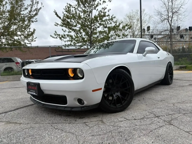 Dodge Challenger SXT * * PREMIUM PACKAGE* * - автомобили, коли, обяви за нови и употребявани 0