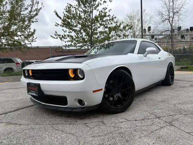 Dodge Challenger SXT * * PREMIUM PACKAGE* * - автомобили, коли, обяви за нови и употребявани 13