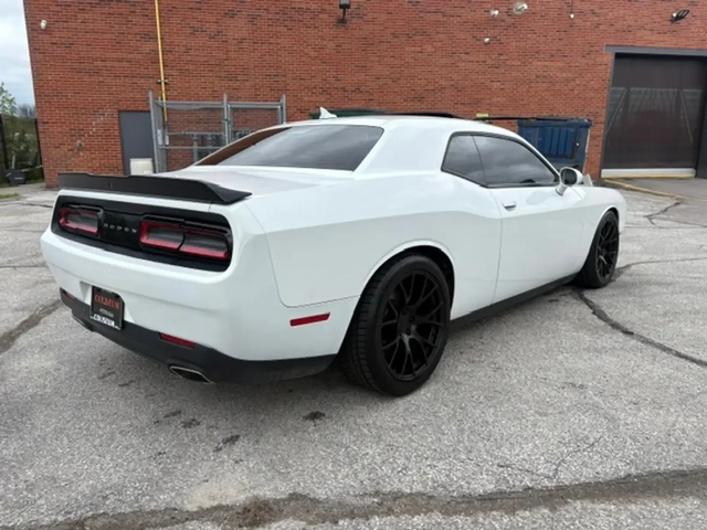 Dodge Challenger SXT * * PREMIUM PACKAGE* * - автомобили, коли, обяви за нови и употребявани 4
