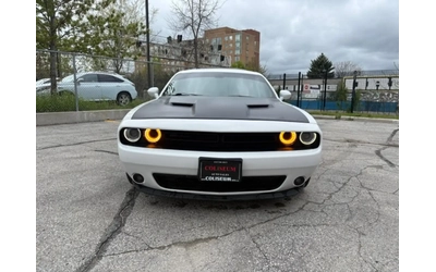 Dodge Challenger SXT * * PREMIUM PACKAGE* * - автомобили, коли, обяви за нови и употребявани 7