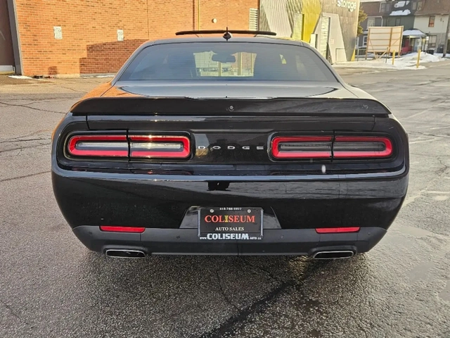 Dodge Challenger SXT PLUS| NAVI| ШИБИДАХ| КОЖЕН САЛОН - автомобили, коли, обяви за нови и употребявани 3