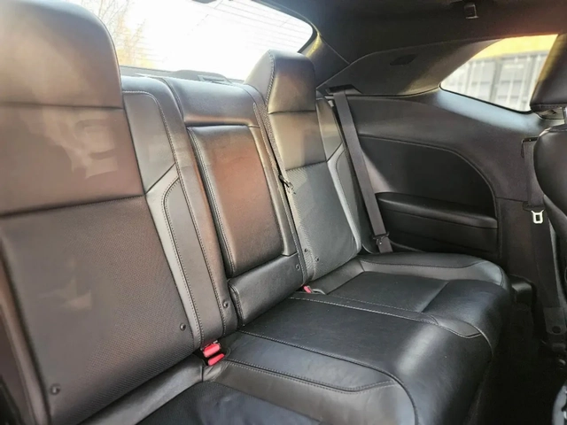 Dodge Challenger SXT PLUS| NAVI| ШИБИДАХ| КОЖЕН САЛОН - автомобили, коли, обяви за нови и употребявани 9