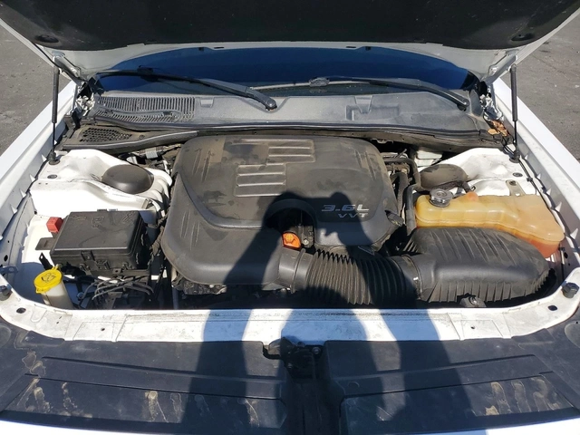 Dodge Challenger SXT* RWD* AUTOMAT* СЕРВИЗНА ИСТОРИЯ - автомобили, коли, обяви за нови и употребявани 10