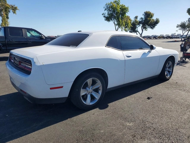 Dodge Challenger SXT* RWD* AUTOMAT* СЕРВИЗНА ИСТОРИЯ - автомобили, коли, обяви за нови и употребявани 2