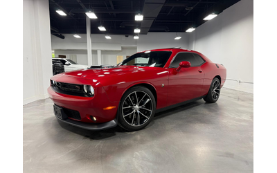 dodge-challenger-6-4l-8cyl-rwd - 0