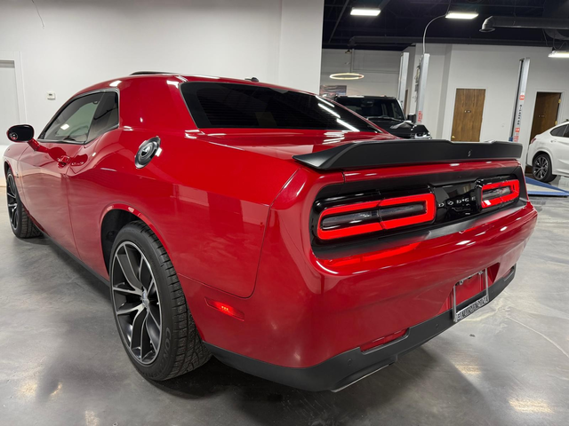 Dodge Challenger 6.4L 8cyl RWD - автомобили, коли, обяви за нови и употребявани 1