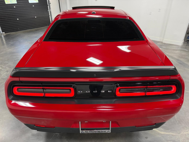 Dodge Challenger 6.4L 8cyl RWD - автомобили, коли, обяви за нови и употребявани 3