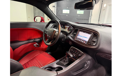 Dodge Challenger 6.4L 8cyl RWD - автомобили, коли, обяви за нови и употребявани 8