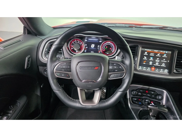 Dodge Challenger R/T Scat Pack 6.4 - автомобили, коли, обяви за нови и употребявани 11