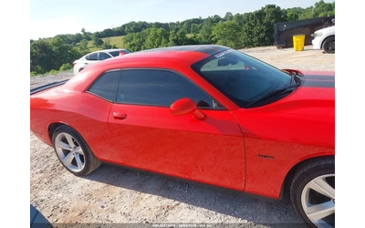 Dodge Challenger * R/T* KEYLESS* Camera* ПОДГРЕВ* - автомобили, коли, обяви за нови и употребявани 6